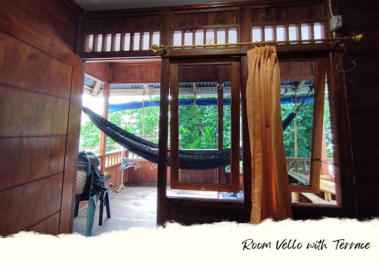 Heiner Homestay Bunaken Exterior photo